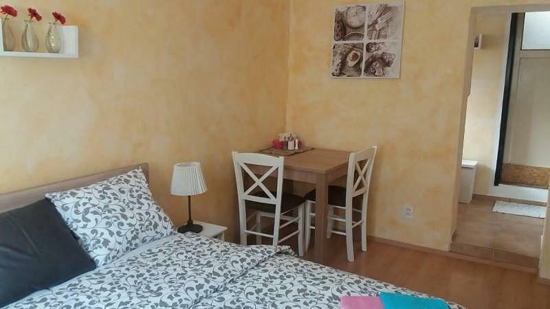 Apartman Lotos 米库洛夫 外观 照片
