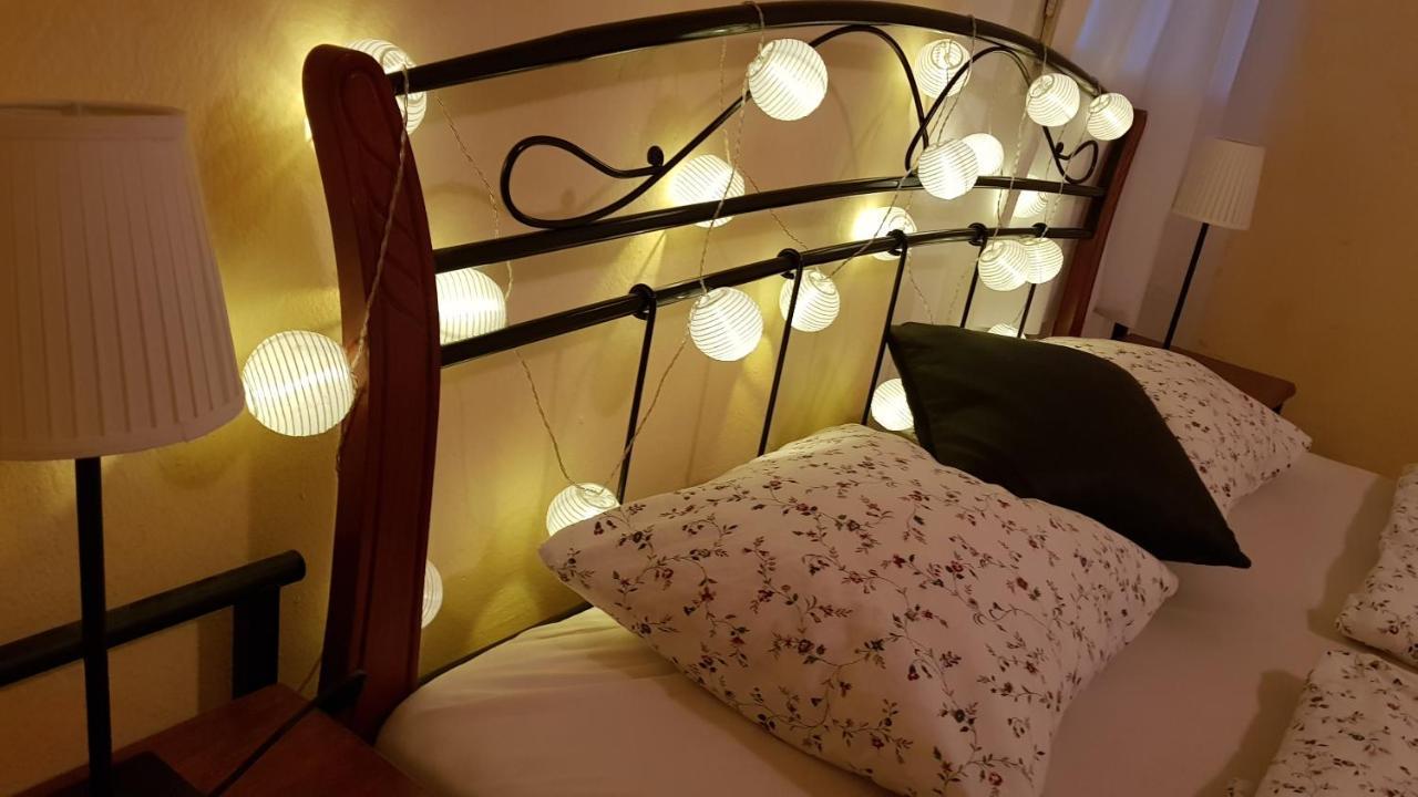 Apartman Lotos 米库洛夫 外观 照片